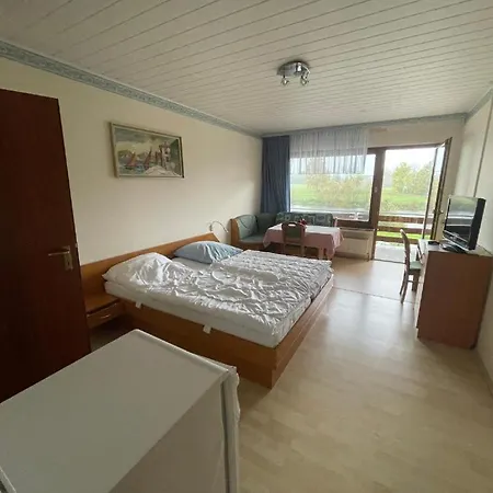 Weserterrassen Кемпинг *